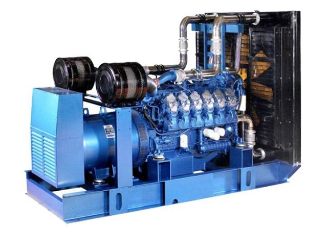 通辽康明斯30kw小型柴油二手发电机组 通辽康明斯30kw小型柴油二手发电机组